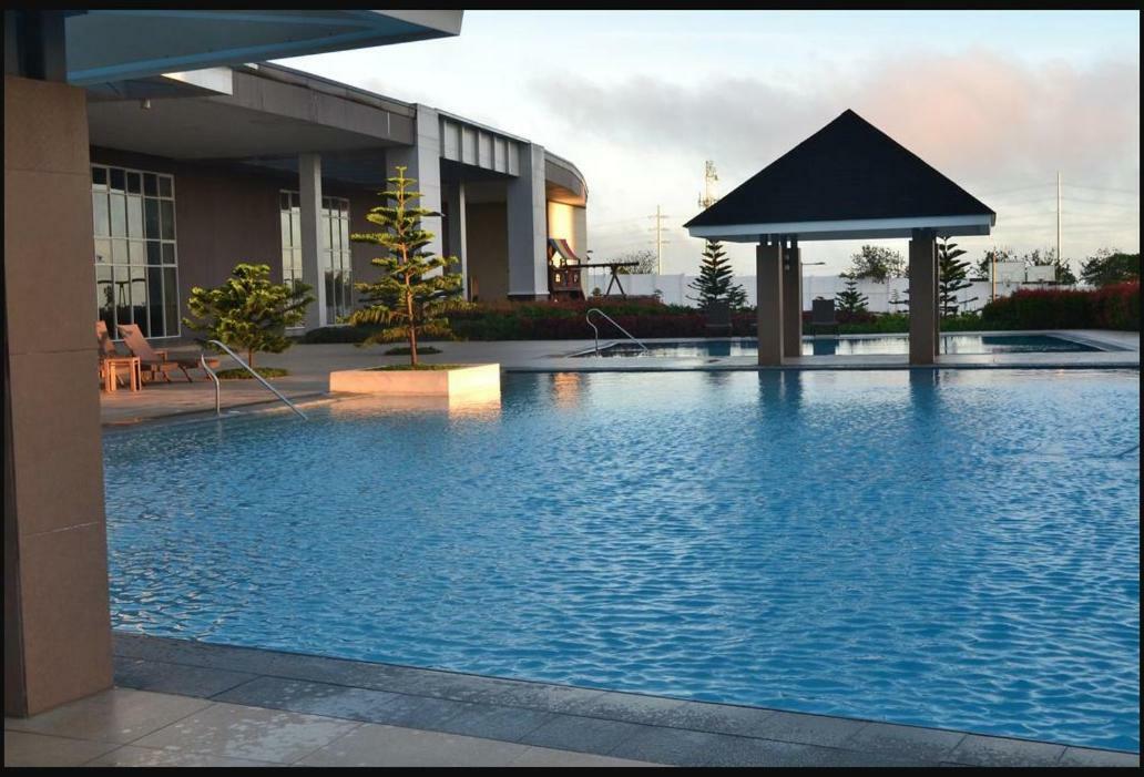 A Breath Taking View Of Taal Lake & Volcano Tagaytay City Exterior photo